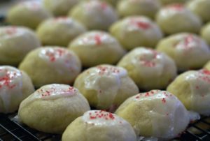 Read more about the article 101 Days of Christmas: Easy Drop Cookies