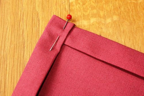 How to Make Cloth Napkins at lifeyourway.net