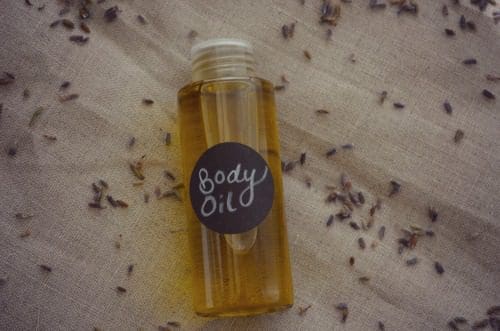 DIY mothers day body oil