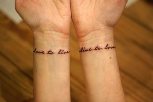 Read more about the article Love to Live, Live to Love {On Tattoos, Life Mottos & Being You}