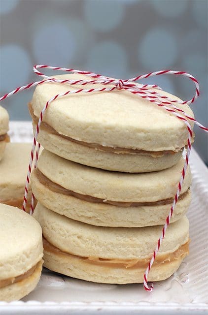 Dulce de Leche-Filled Alfajores