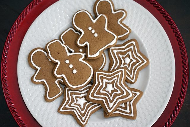 You are currently viewing Gluten-free gingerbread {101 Days of Christmas}