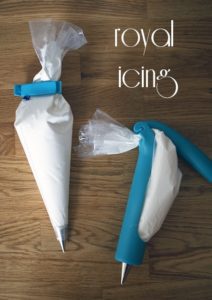 Read more about the article Homemade royal icing {101 Days of Christmas}