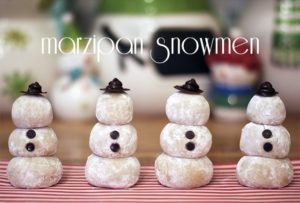 Read more about the article Marzipan snowmen {101 Days of Christmas}