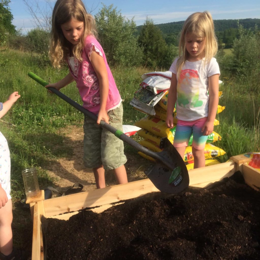 Gardening with kids...even when you have a brown thumb