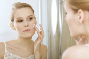 Read more about the article How To Get Soft And Glowing Skin