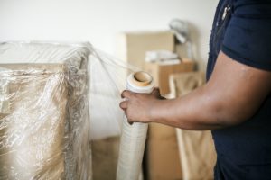 Read more about the article Moving Out of Your Home? Here is Why You Should Call a Junk Removal Service before You Move