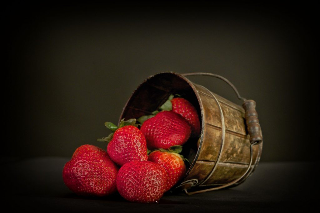 Strawberries for whiter teeth