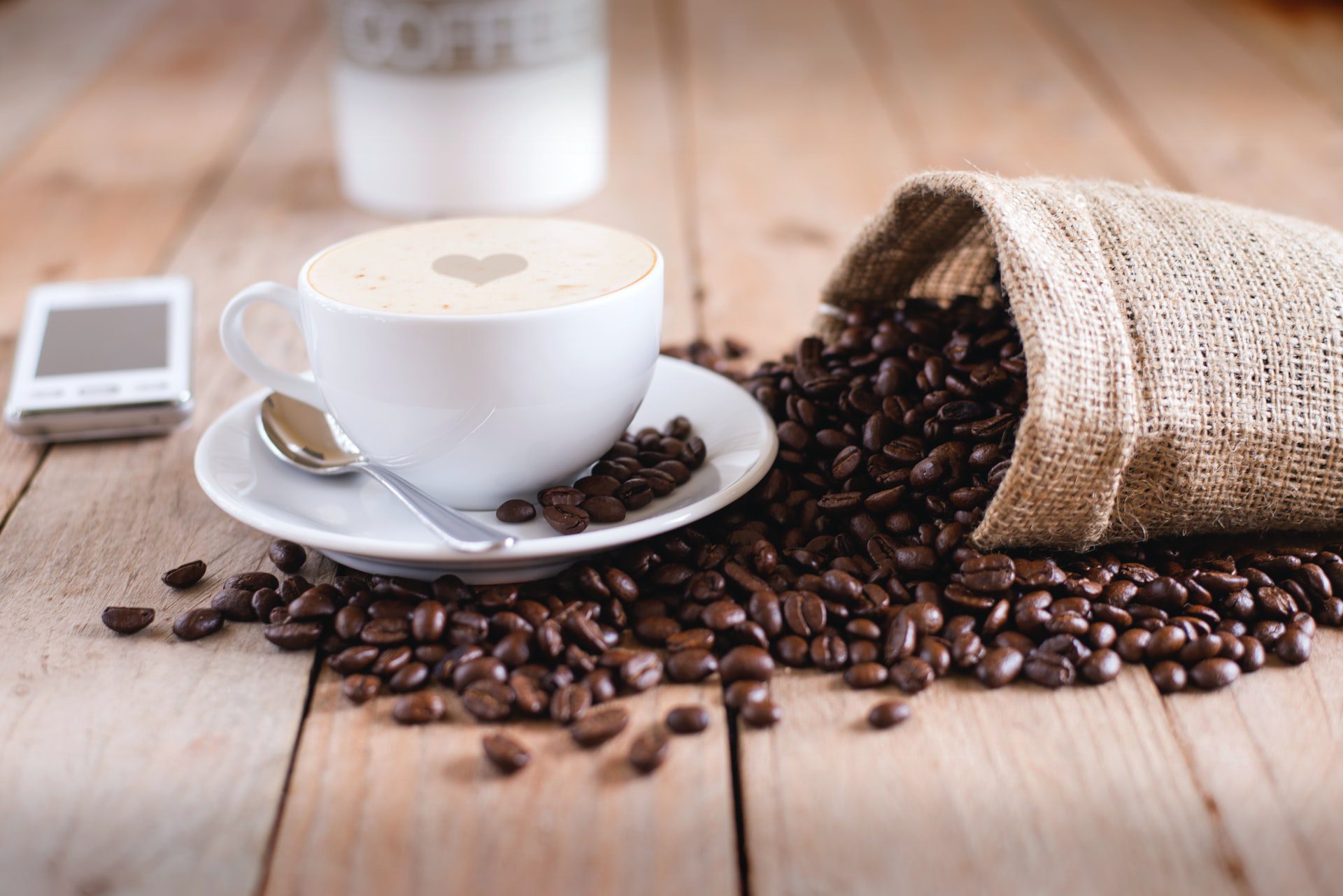 You are currently viewing 5 Amazing Benefits of Coffee for Skin