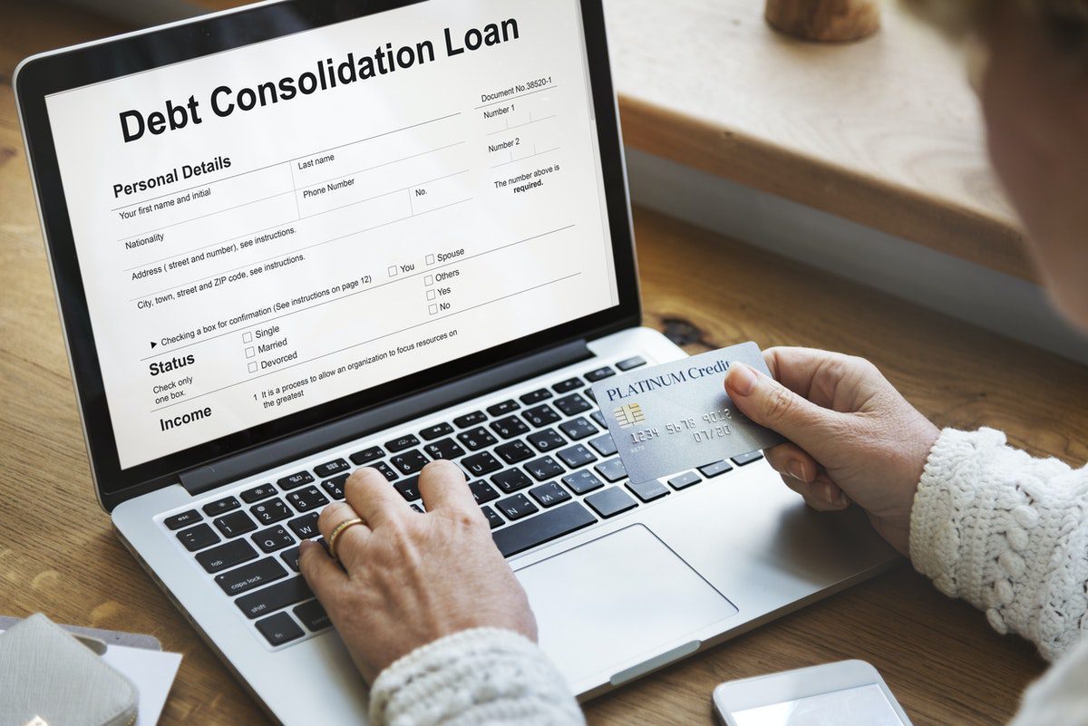 You are currently viewing Debt Consolidation Options for Low-Income Families