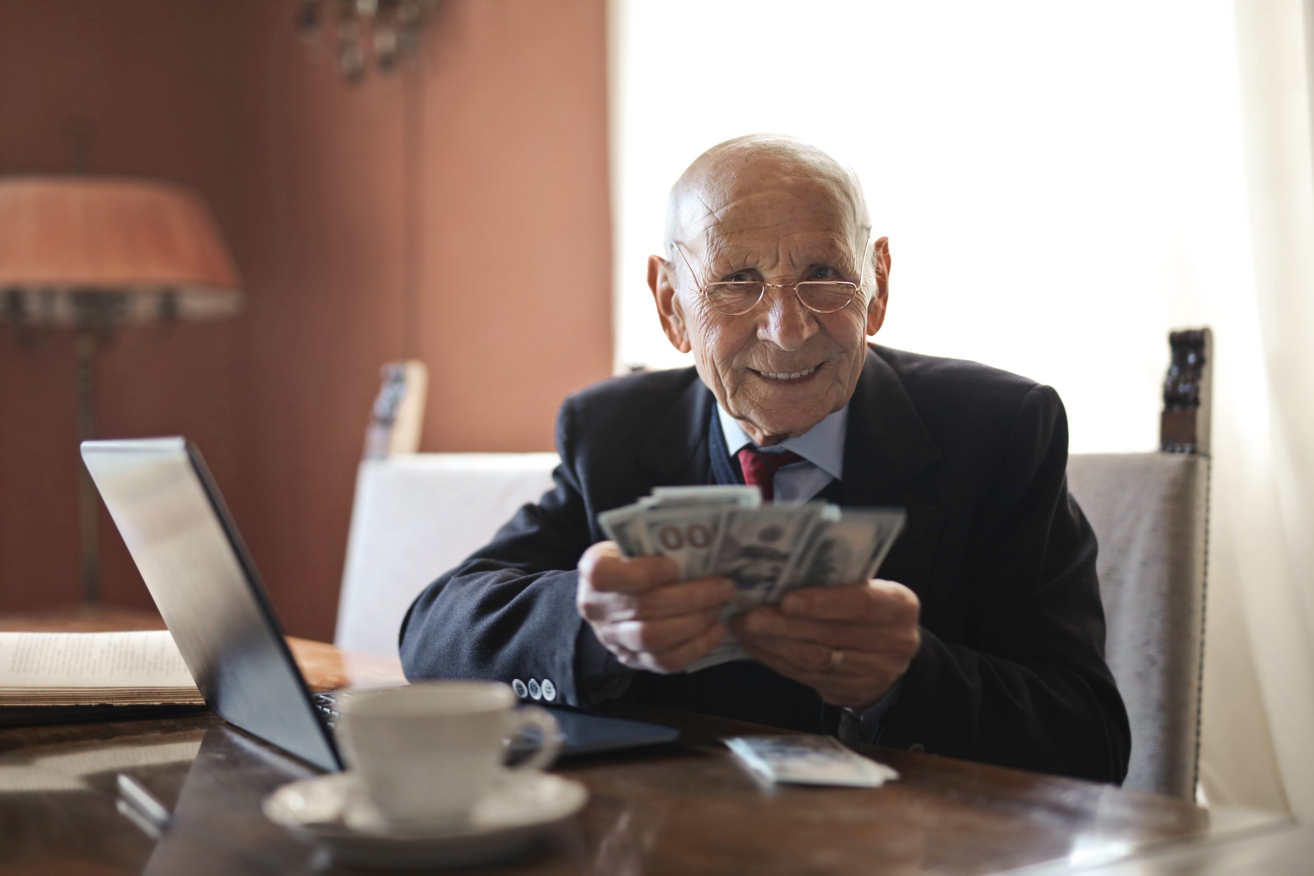You are currently viewing Five Tips for Retiring Planning