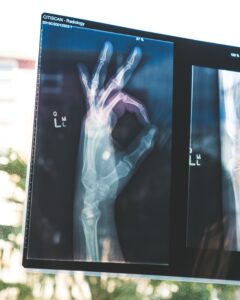 Read more about the article Radiologists: The Different Types, What They Do, and How Much They Earn