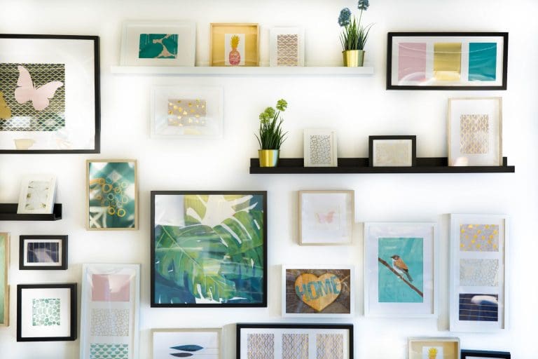 6 Useful Tips on How to Decorate Your Walls on a Budget