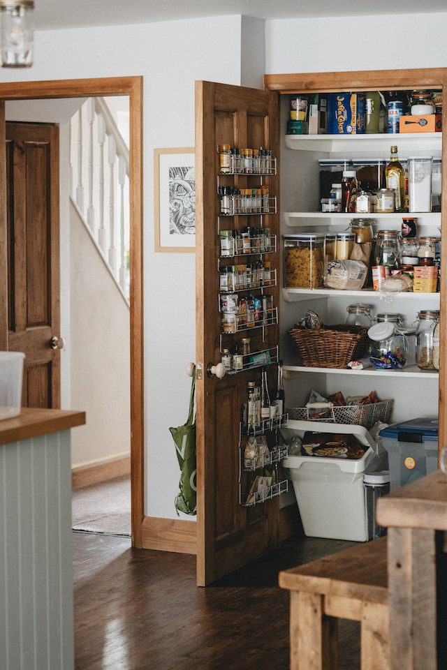 You are currently viewing Organizing Your Pantry: The Ultimate Guide