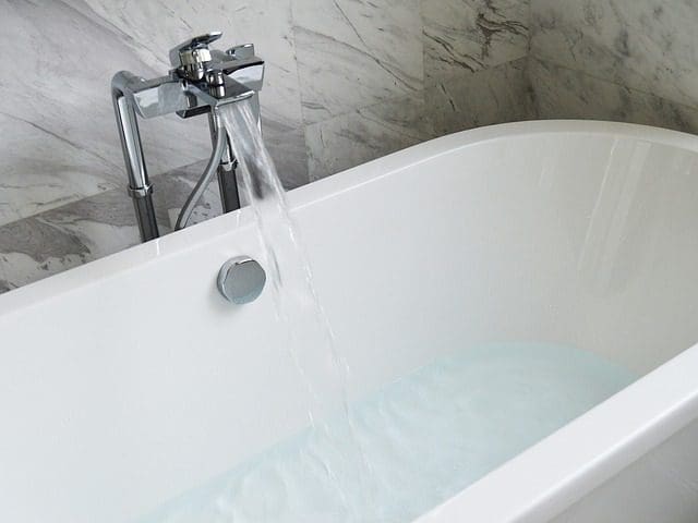 Type of tub