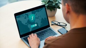 Read more about the article 4 Good Reasons Why You Should Always Use A VPN