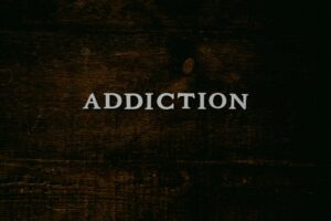 Read more about the article How to Help Your Child with His Drug Addiction!