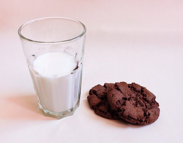 dark chocolate cookie