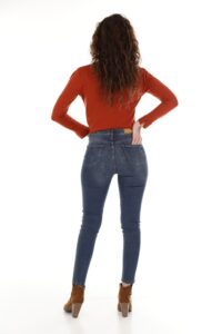 Read more about the article Why Push-Up Jeans become Hot Favorite among Women