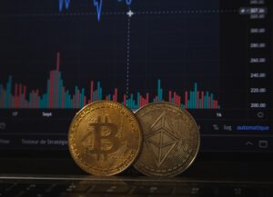 Read more about the article The Right Way to Approach Cryptocurrency Investing