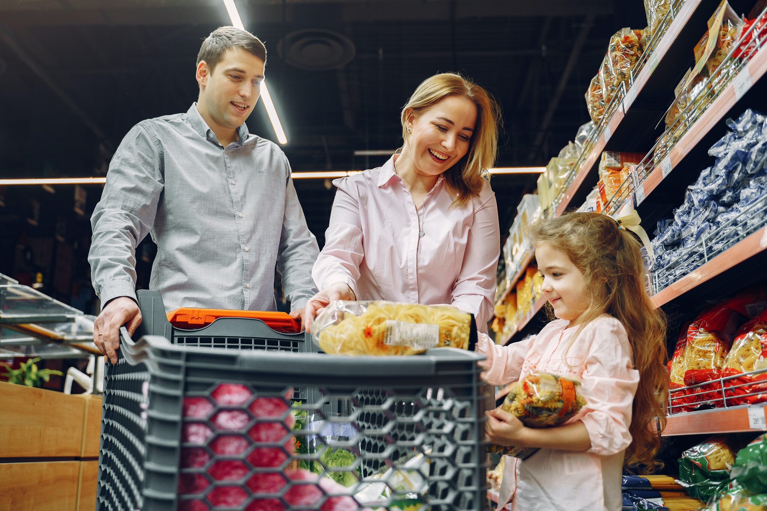 You are currently viewing 4 Ways to Spend Less Time at the Grocery Store
