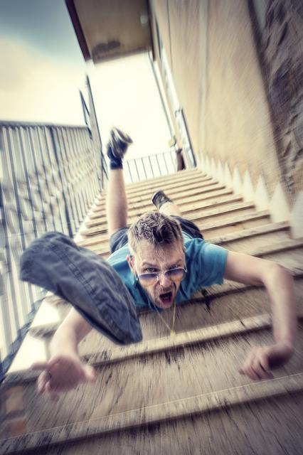 You are currently viewing Should You Hire a Personal Injury Lawyer for A Slip and Fall?