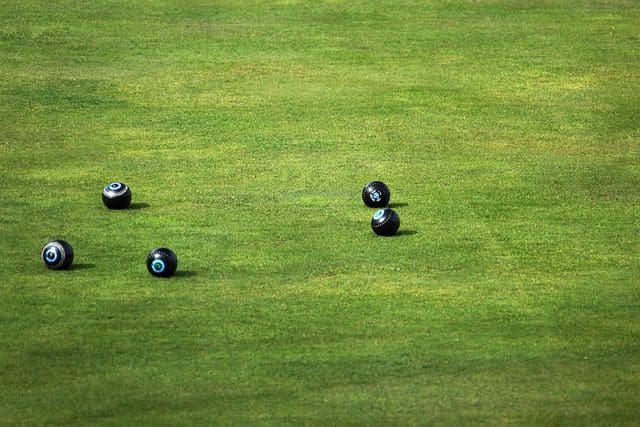 lawn bowling