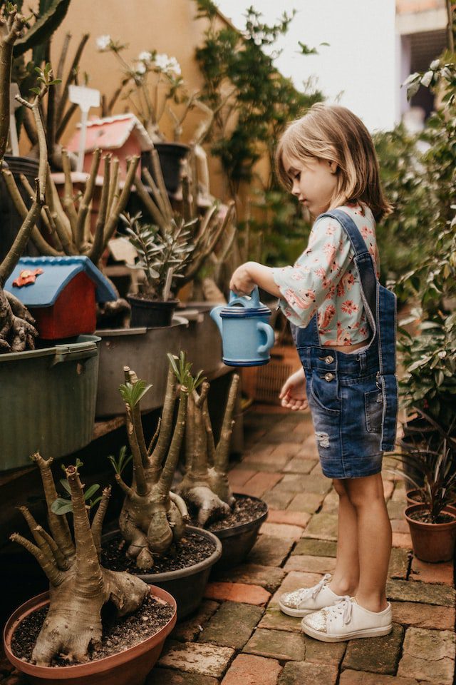 You are currently viewing The Power of Children’s Chores: How to Create a Self-Maintaining Home