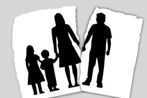 Read more about the article 9 Financial Tips for Parents After Divorce