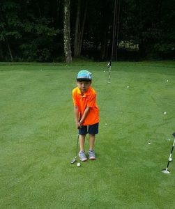 Read more about the article Tips on Choosing the Perfect Junior Golf Set for Your Kids