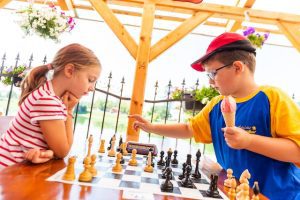 Read more about the article Jamie Ritblat: What Are the Benefits of Chess for Young People?