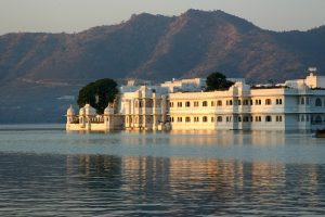 Read more about the article Udaipur Unveiled: Exploring the Enchanting Gems of the City of Lakes