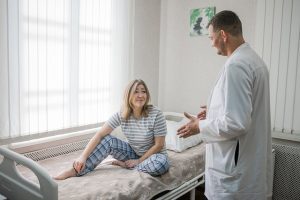 Read more about the article Leaving Your Struggles Behind: 4 Benefits of Participating in a Partial Hospitalization Program