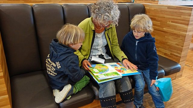 You are currently viewing 6 Ways to Help a Child with Reading Difficulties