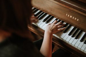Read more about the article 4 Reasons Why You Should Invest in Piano Lessons for Your Kids