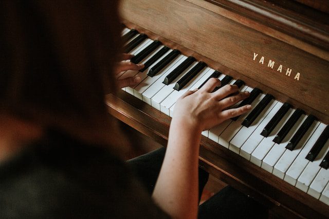 You are currently viewing 4 Reasons Why You Should Invest in Piano Lessons for Your Kids