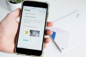 Read more about the article Unleash Your Store’s Full Potential Through Custom Shopify Apps