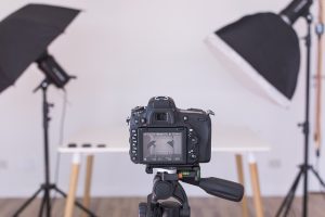 Read more about the article Houston’s Headshot Hotspots: Finding the Right Studio for You