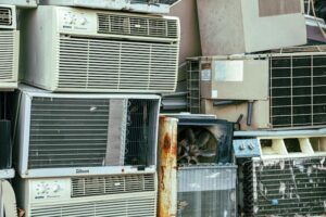 Read more about the article Beating the Heat: A Homeowner’s Guide to Professional Air Conditioning Repairs