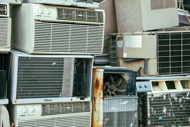 You are currently viewing Beating the Heat: A Homeowner’s Guide to Professional Air Conditioning Repairs