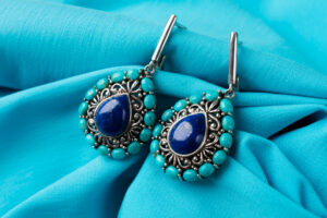 Read more about the article Things to Consider Before Getting Your Earrings Customized