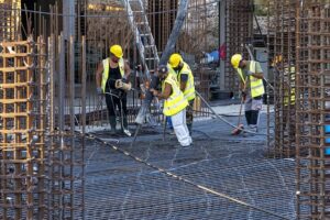 Read more about the article How to Retain Your Best Construction Employees