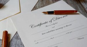 Read more about the article Tips for Navigating the Complexities of Divorce Proceedings