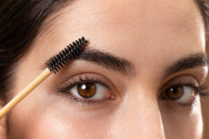 Read more about the article Which Brow Brushes Do You Need to Make Fluffy Brows