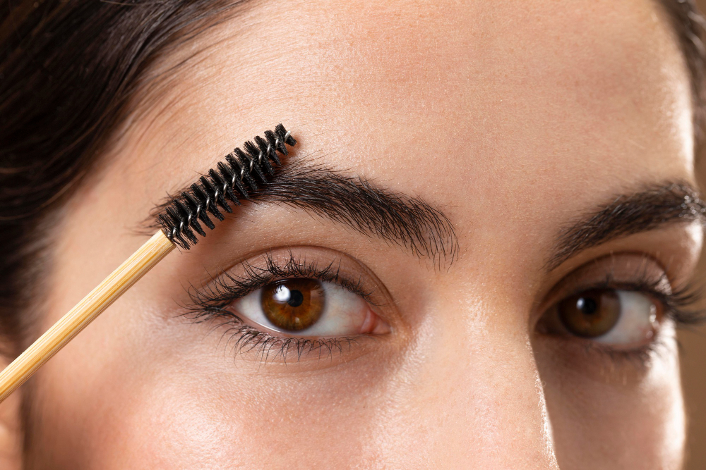 You are currently viewing Which Brow Brushes Do You Need to Make Fluffy Brows
