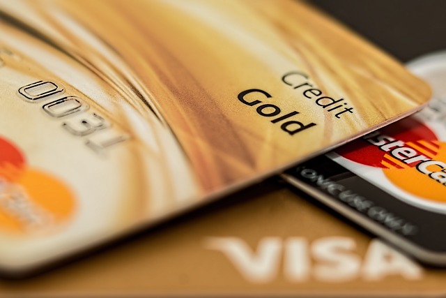 You are currently viewing Unsecured vs. Secured Credit Cards: Pros and Cons