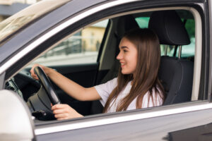 Read more about the article Teaching Your Child to Be a Distracted-Free Driver