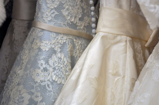 You are currently viewing Crafting Your Perfect Custom Wedding Dress at Have Dress Store