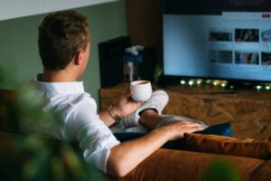 Read more about the article Choosing the Best Internet & TV Providers for You: A User-Centric Guide