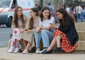 Read more about the article Is Your Daughter or Sister Struggling? Understanding Addiction in Adolescent Girls vs. Adult Women